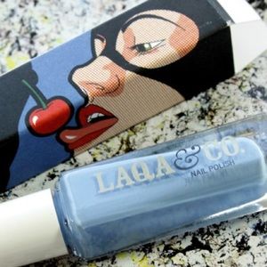 Laqa & Co nail polish pen